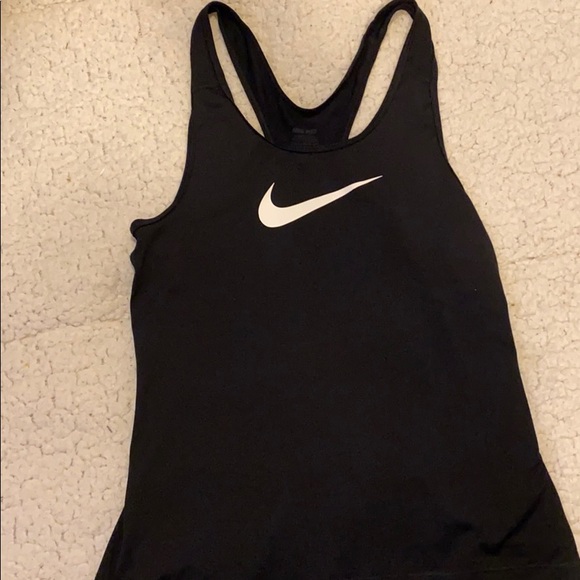 Nike Tops - Nike pro tank